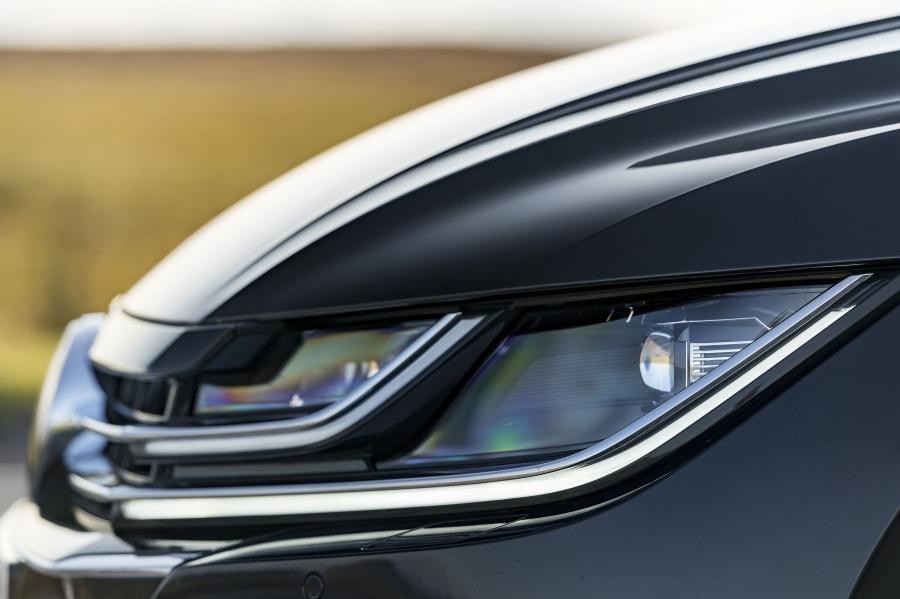 Детали экстерьера Volkswagen Arteon 4Motion Elegance 2017 года  (UK) (фото 34 из 41)